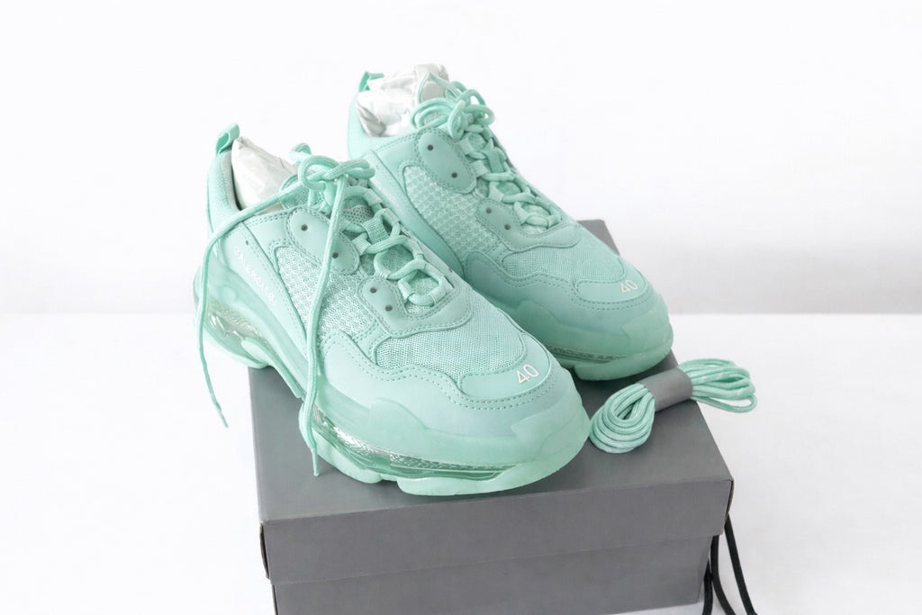Balenciaga Triple S Clear Sole Trainer Mint Green - Unisex - 10usa